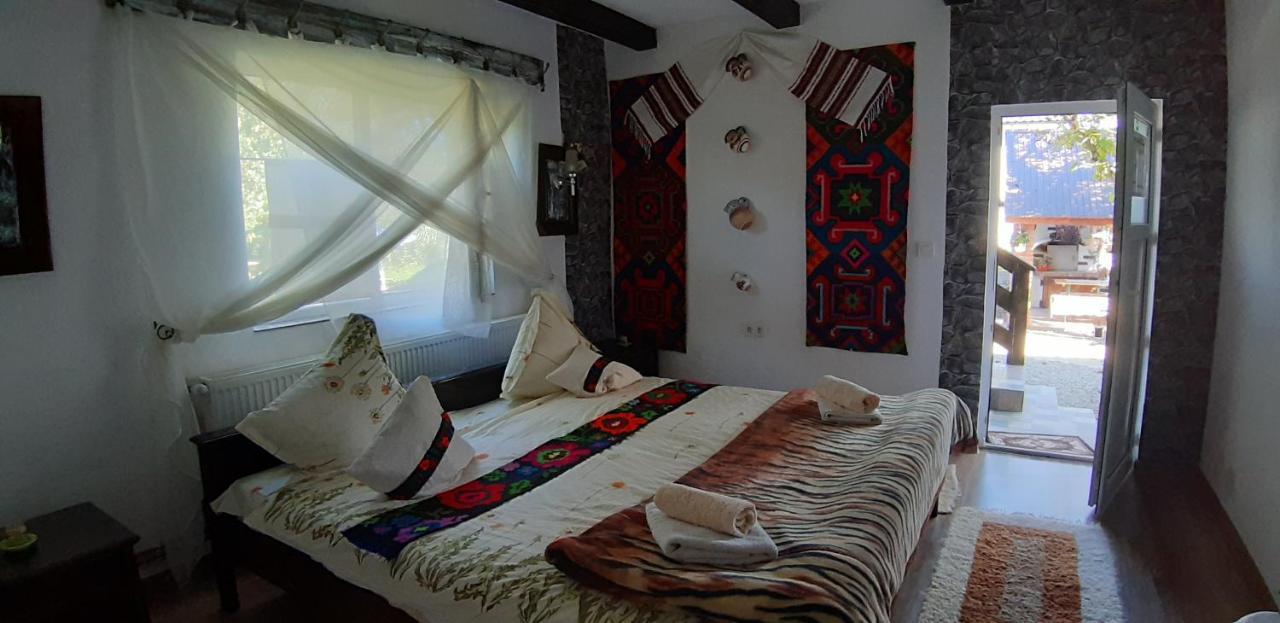 Pensiunea Casa Godja Valeni  ห้อง รูปภาพ