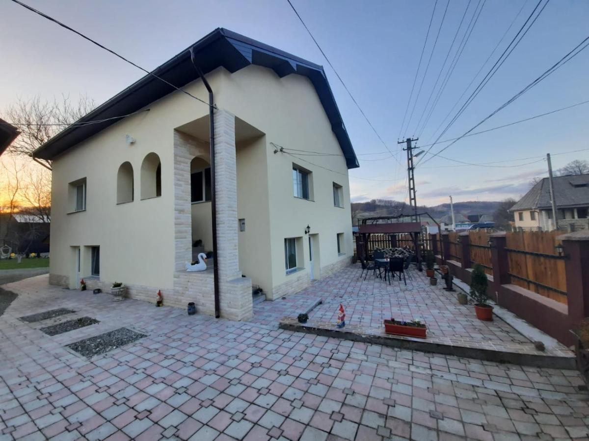 Pensiunea Casa Godja Valeni  ภายนอก รูปภาพ