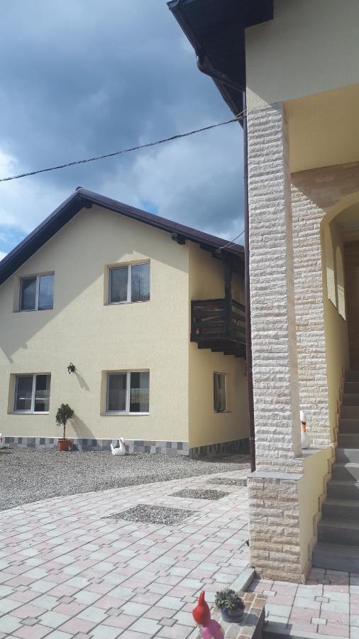 Pensiunea Casa Godja Valeni  ภายนอก รูปภาพ